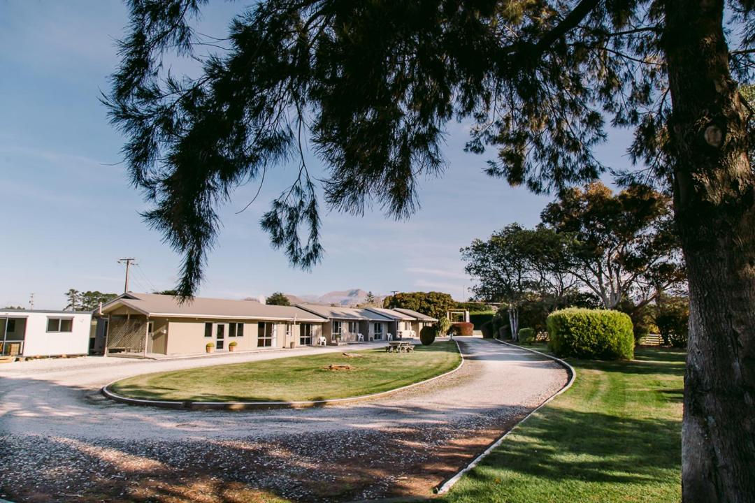 Flaxbourne Motels Ward Zewnętrze zdjęcie