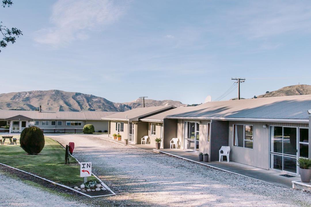 Flaxbourne Motels Ward Zewnętrze zdjęcie