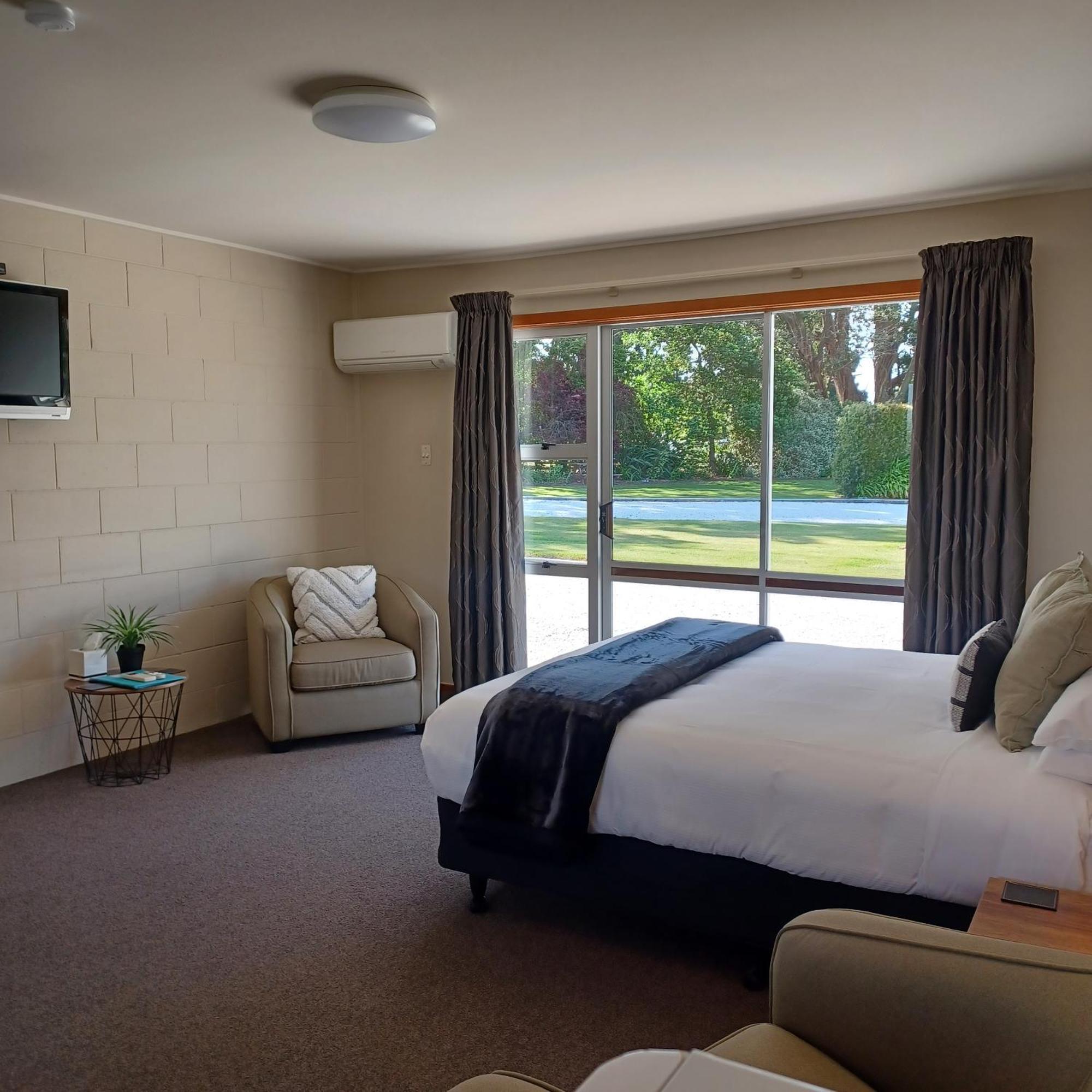 Flaxbourne Motels Ward Zewnętrze zdjęcie